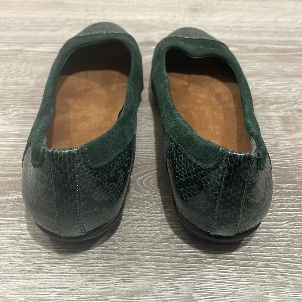 G.H. BASS & CO Cara Green Leather Suede Reptile Ballet Flat 8.5